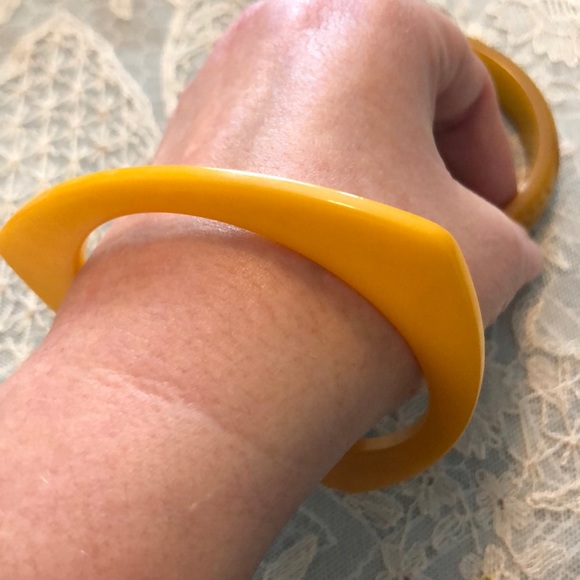 🌞B-B-B-BAKELITE BANGLE🌞 - Picture 3 of 3